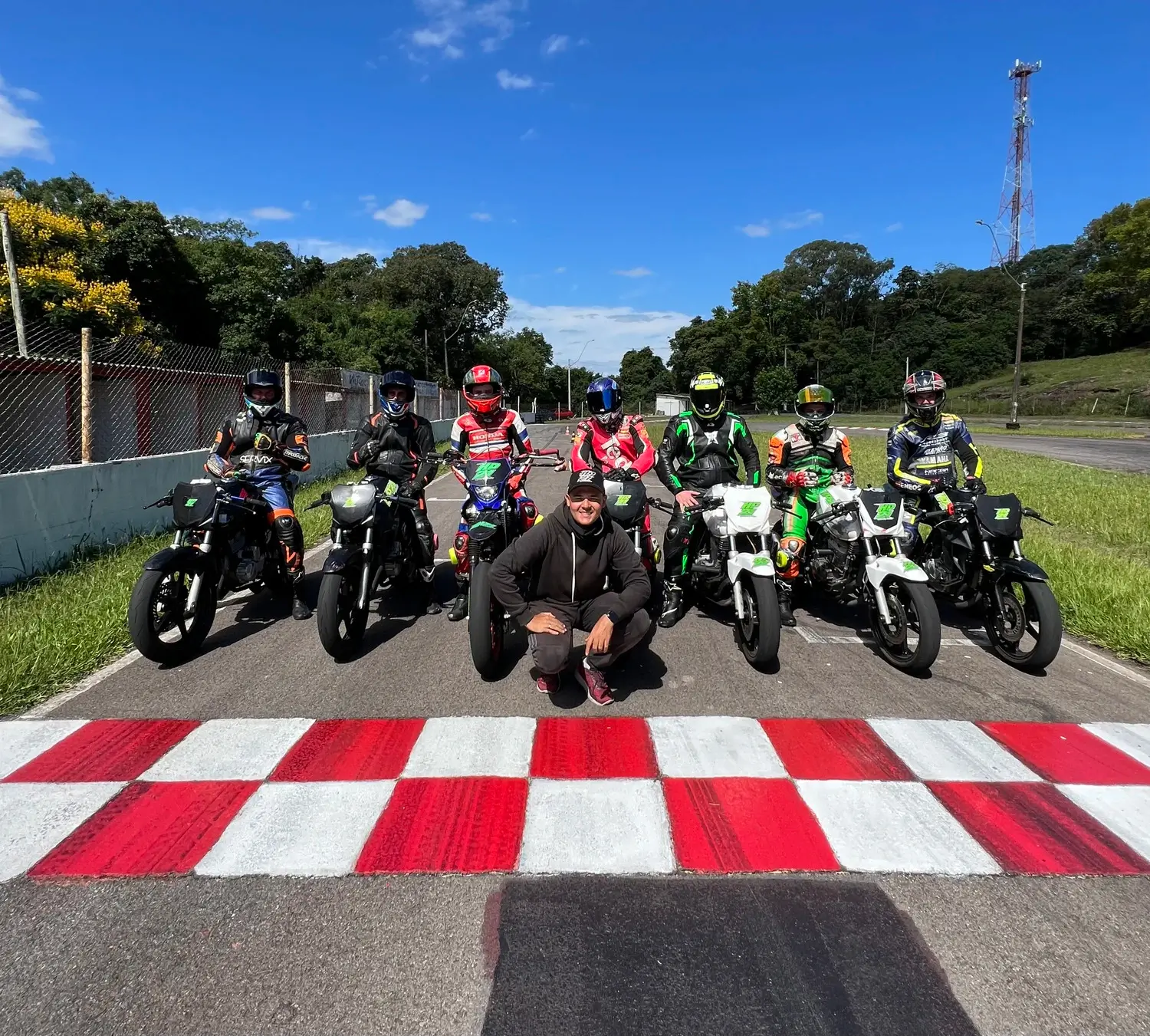 Hebert em sua moto particular